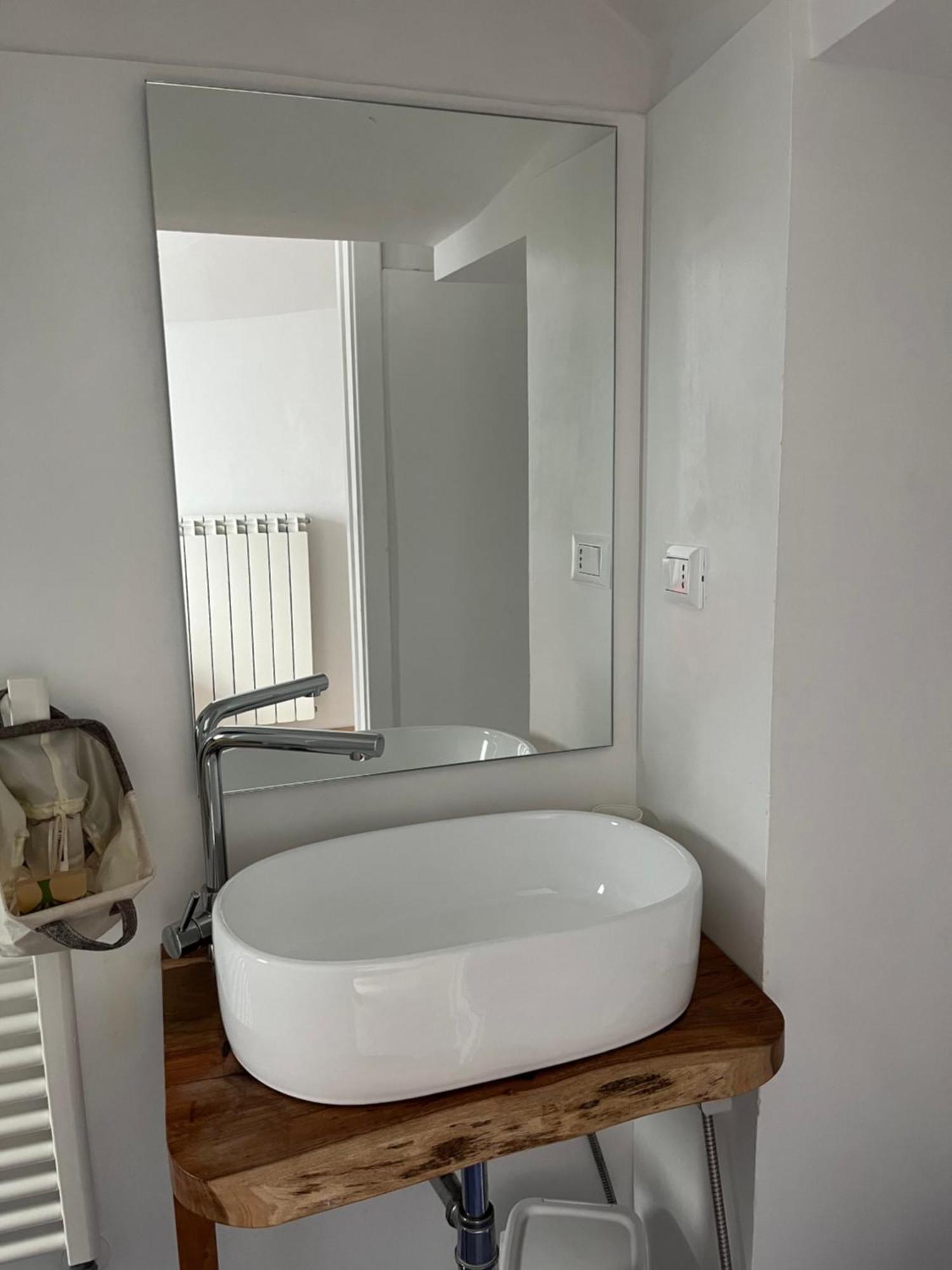 Ostuni 21Mqsuitehomes, Appartamento Con Mini Piscina Privata, Appartamenti Con Vasca Idromassaggio & Appartamenti Standard Остуні Екстер'єр фото